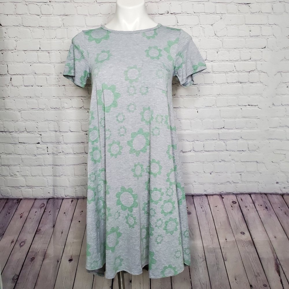 LuLaRoe Carly Dress With Green Flowers and Gray Background Size XXS